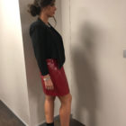 Gonna a portafogli rossa, top e giacca nera Lazzari abbigliamento donna Bergamo collezione vestiti autunno inverno 2018-2019