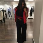 Jeans, maglia e giacca rossa Lazzari abbigliamento donna Bergamo collezione vestiti autunno inverno 2018-2019